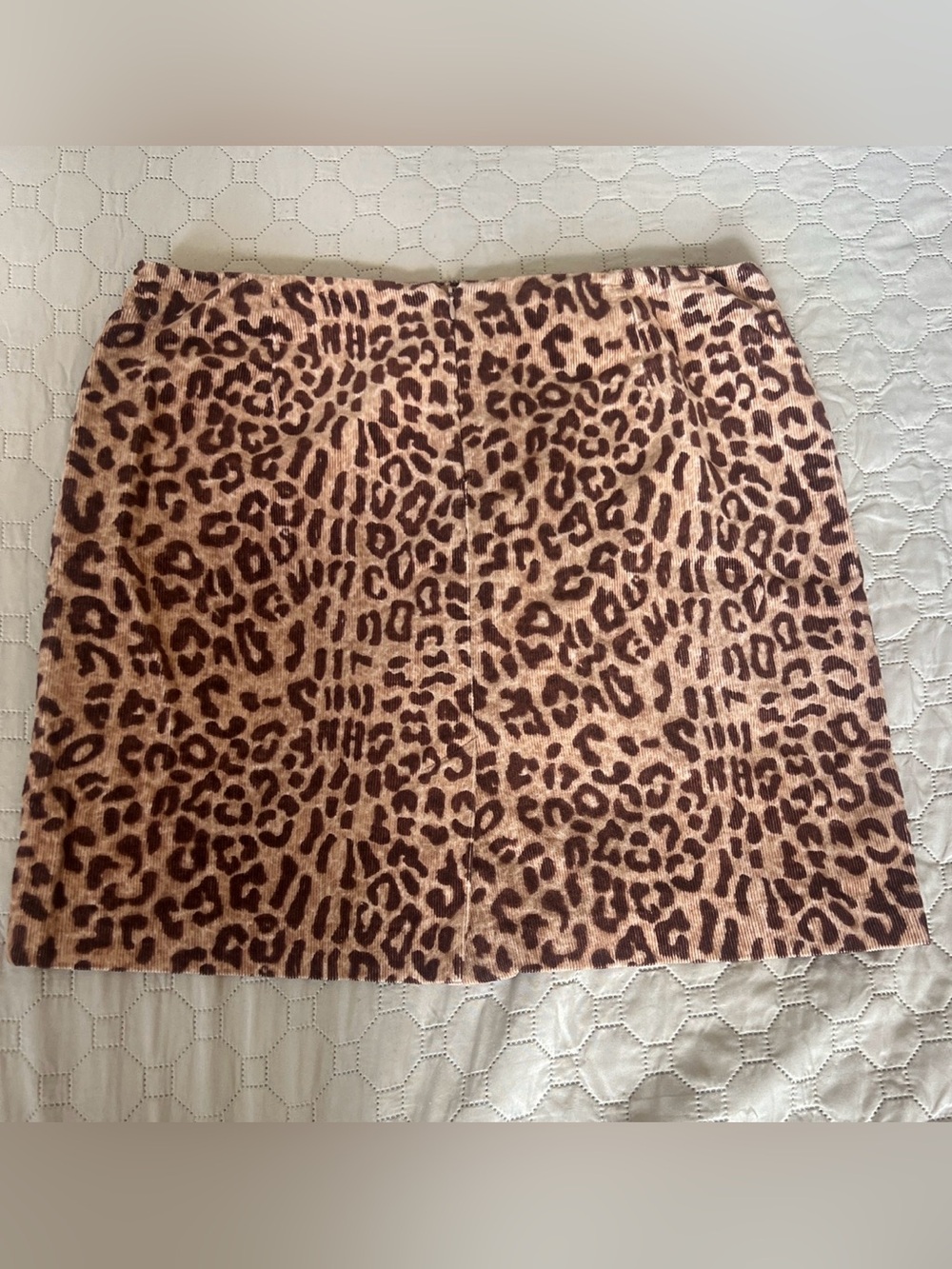 Y2K knee length Skirt vintage Jones New York Signature leopard Animal Print Brow